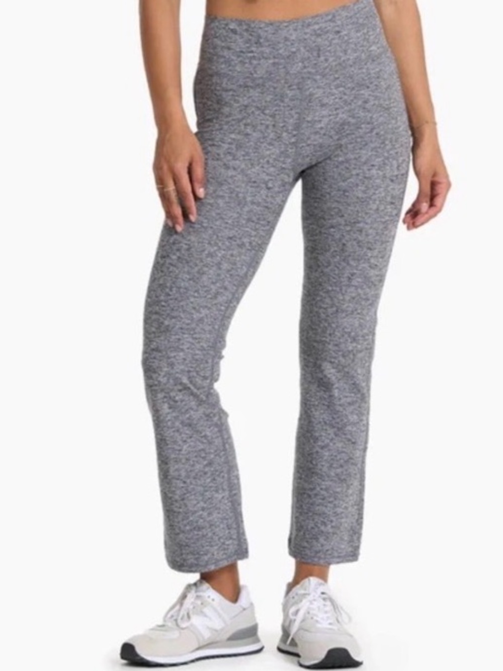 Vuori Mid Rise Elevation Slim Bootcut